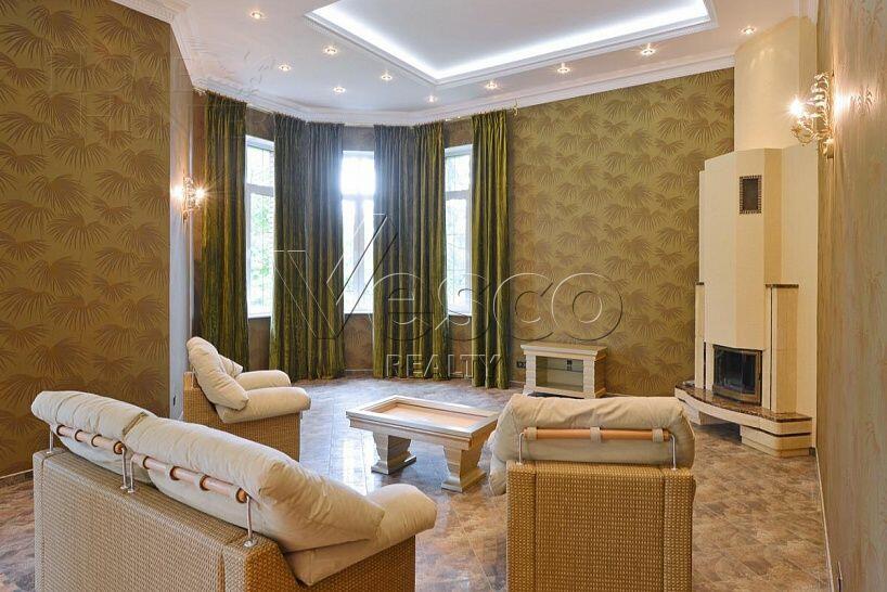 2-этажный коттедж 1 500 м² с отделкой