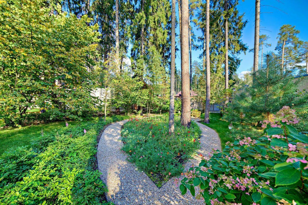 2-этажный коттедж 900 м² с отделкой