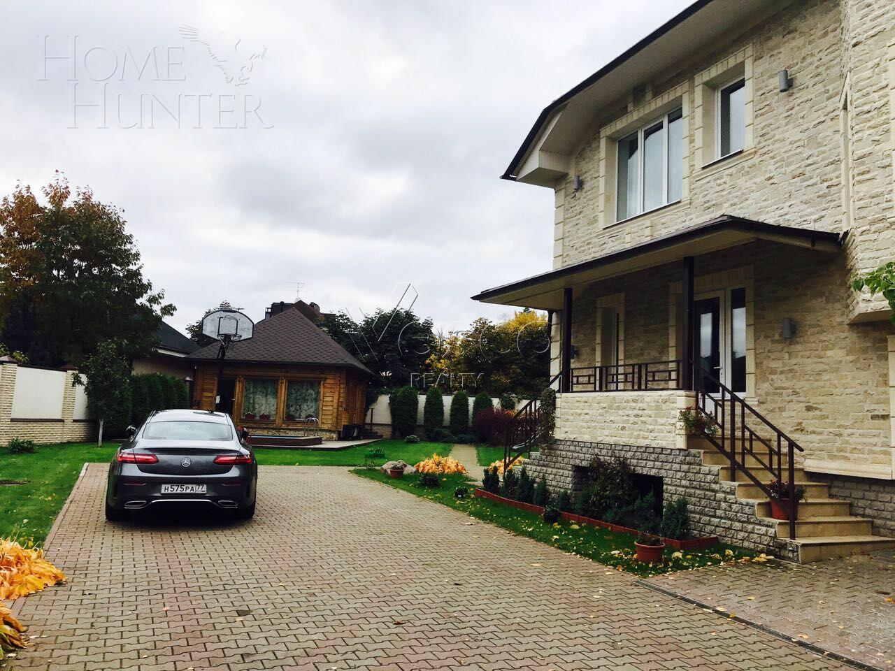 3-этажный коттедж 287 м² с отделкой