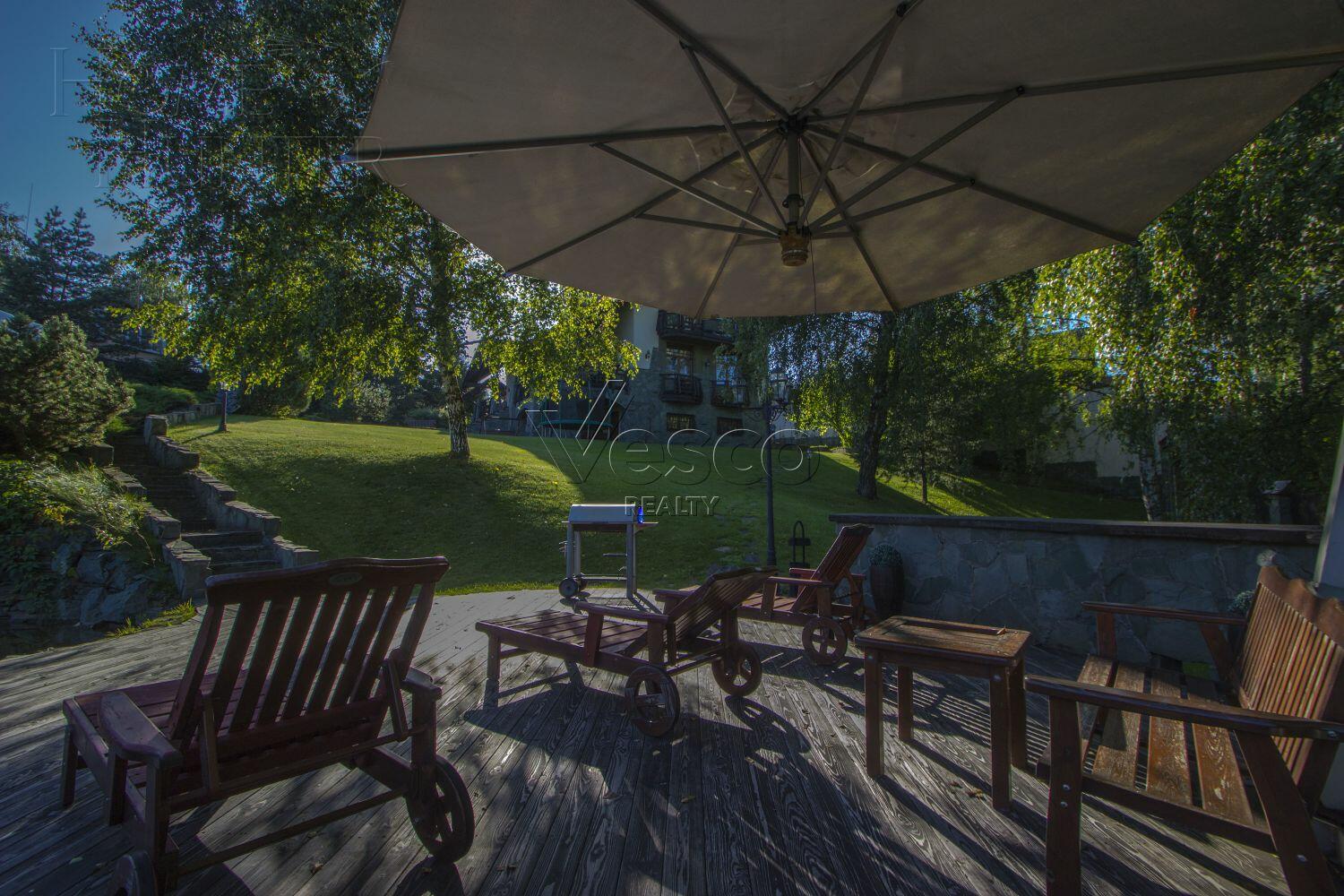 2-этажный коттедж 560 м² с отделкой