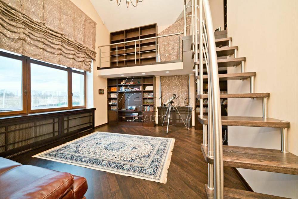 2-этажный коттедж 1 300 м² с отделкой