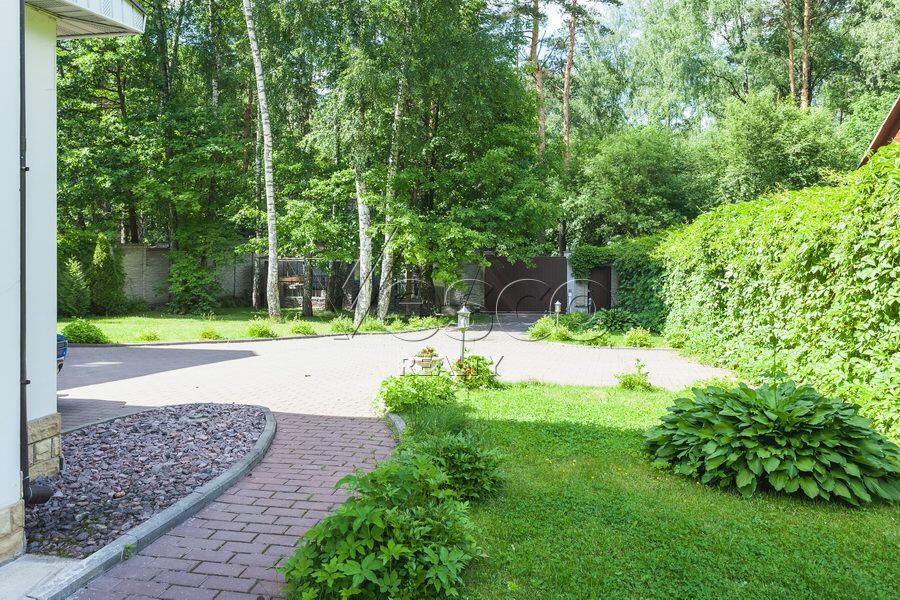 2-этажный коттедж 580 м² с отделкой