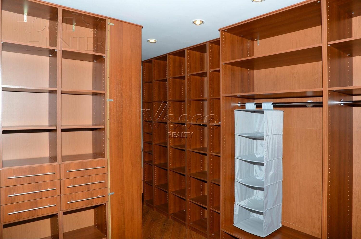 2-этажный коттедж 410 м² с отделкой