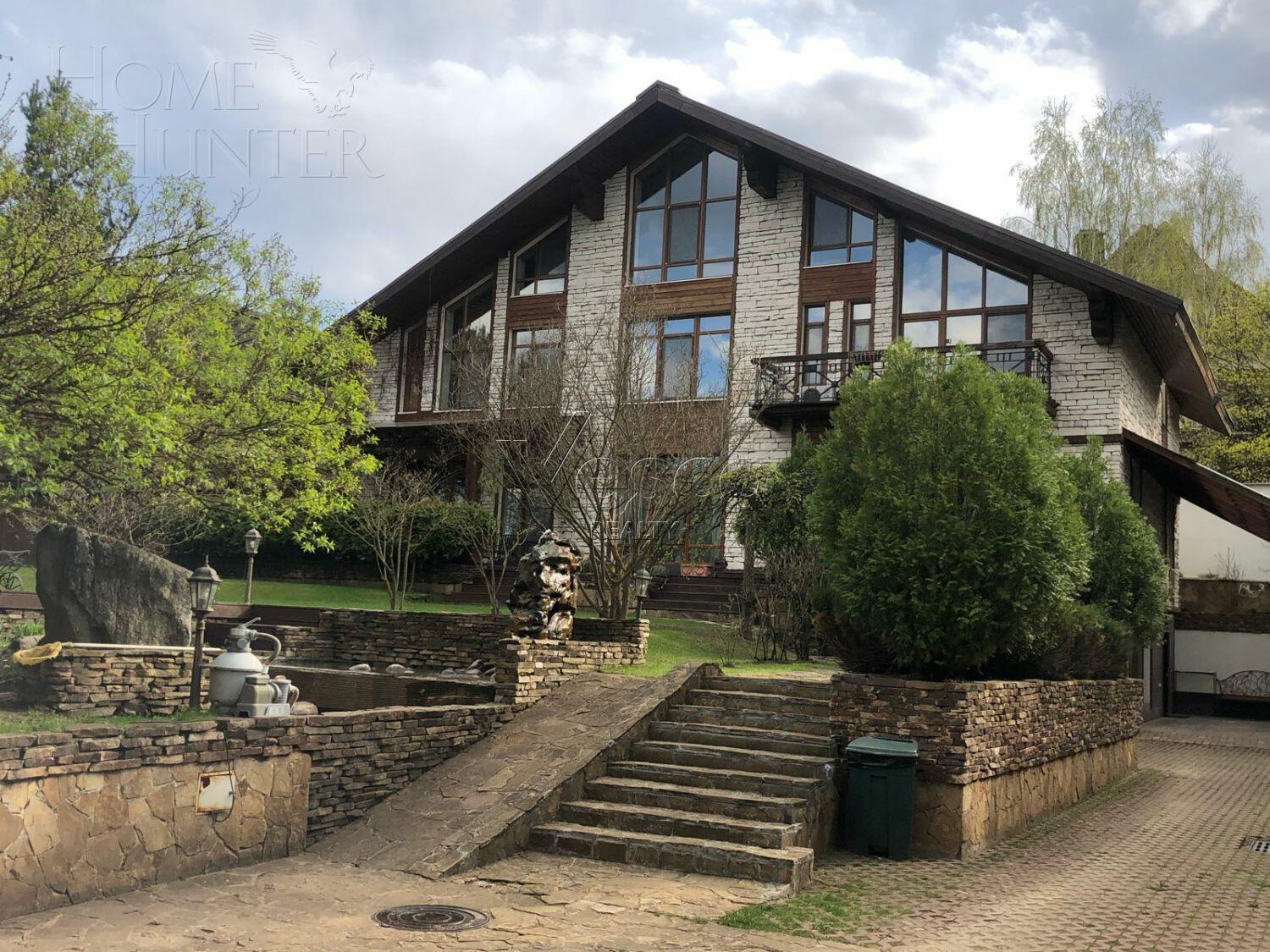 2-этажный коттедж 700 м² с отделкой