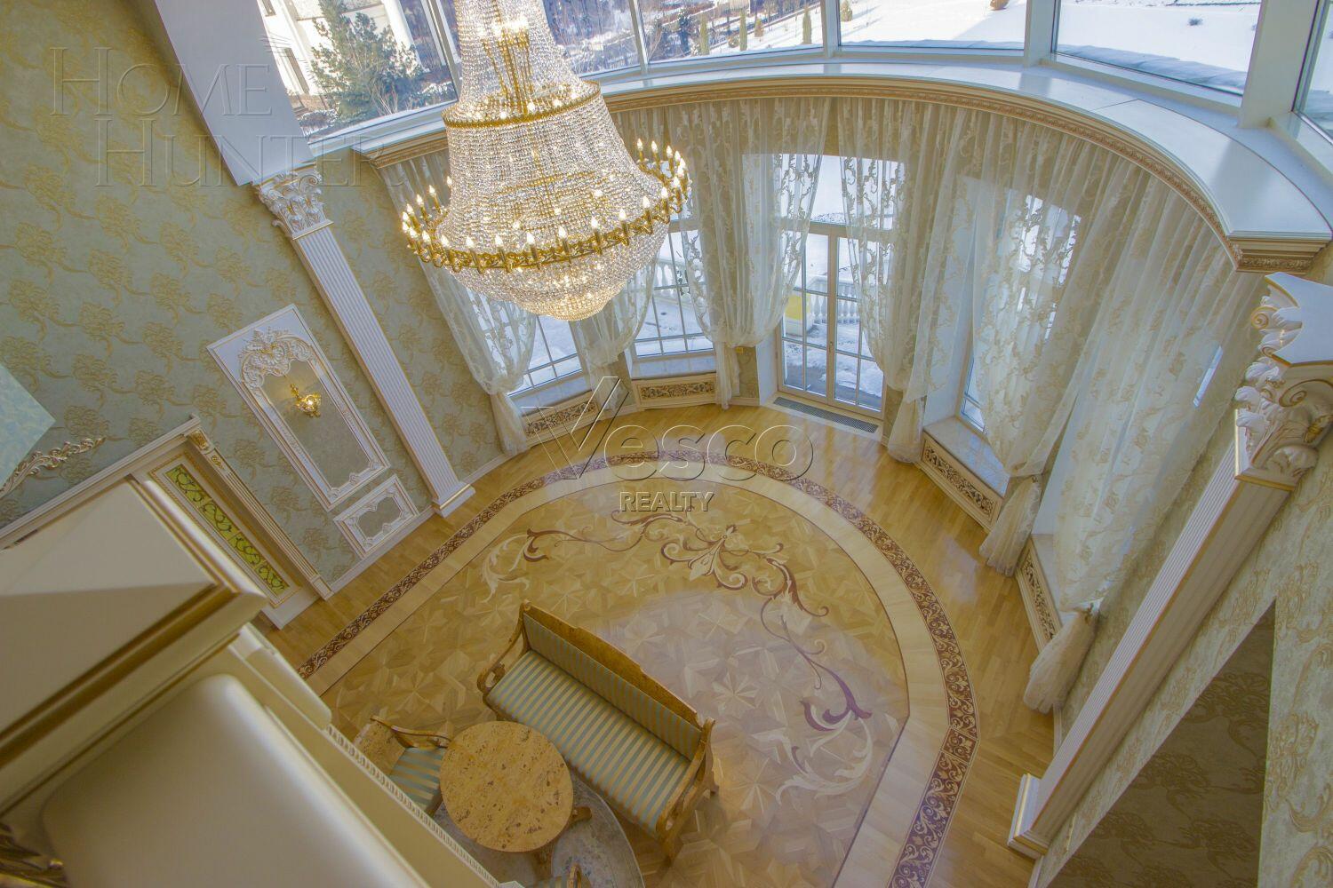 2-этажный коттедж 3 000 м² с отделкой