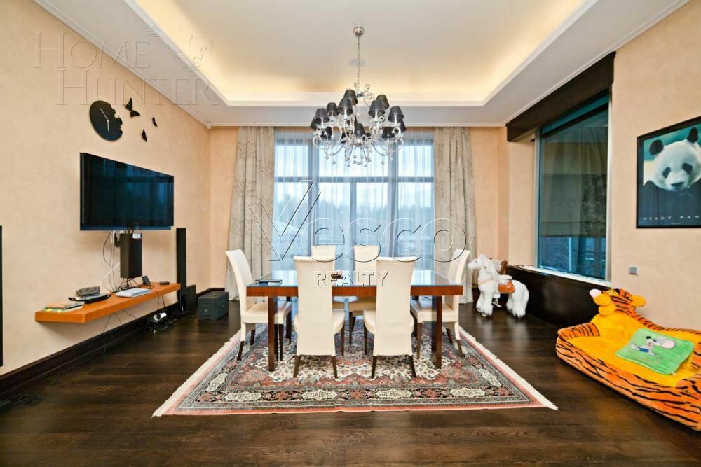 2-этажный коттедж 1 300 м² с отделкой