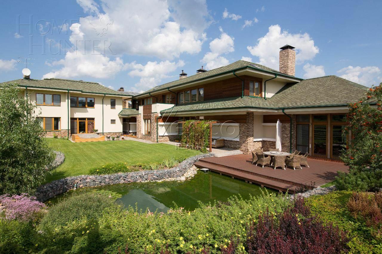 2-этажный коттедж 900 м² с отделкой