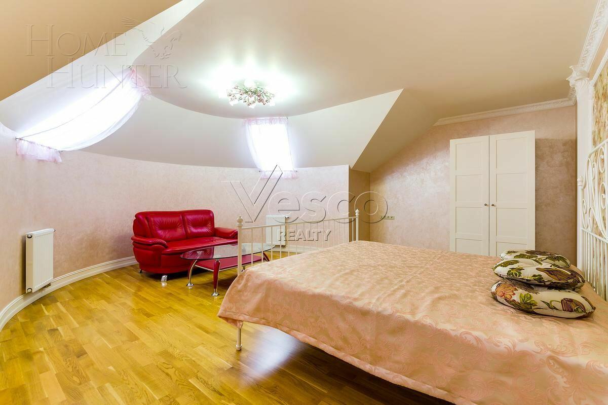 3-этажный коттедж 786 м² с отделкой