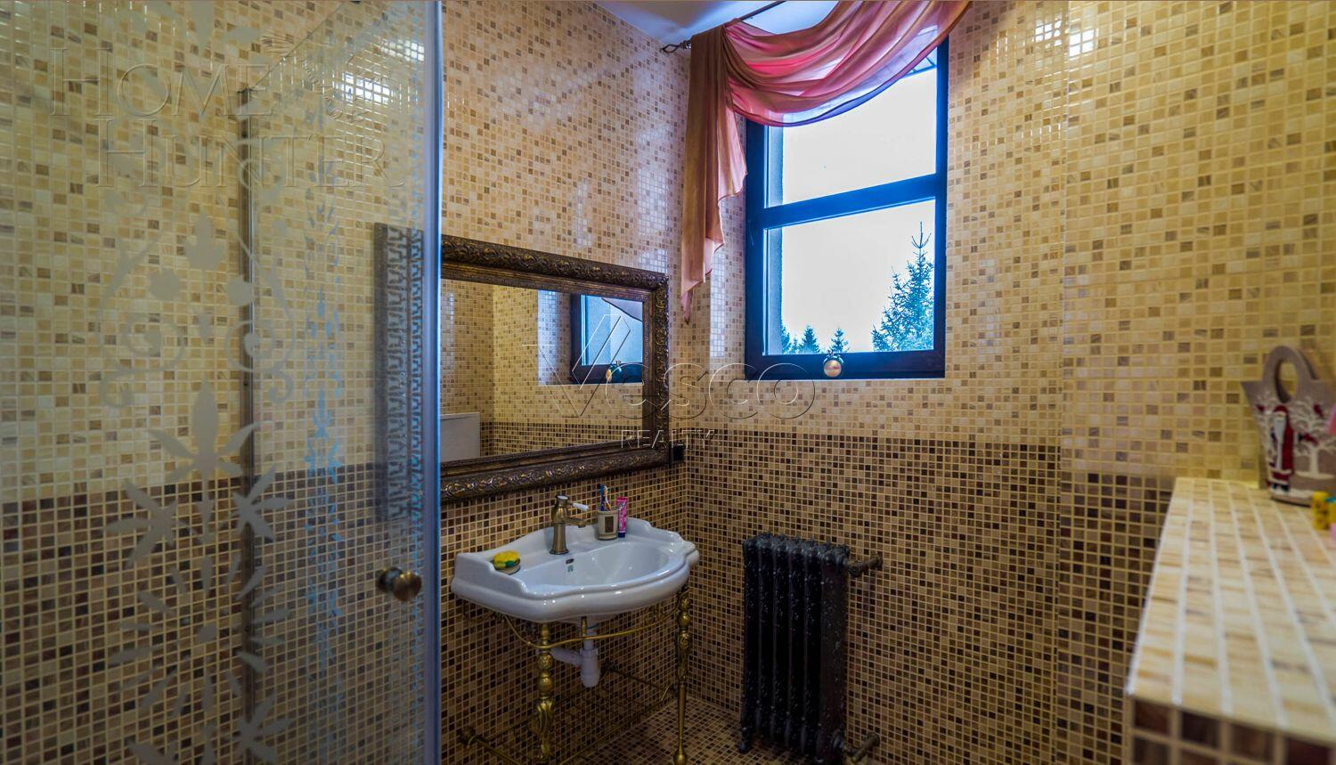 2-этажный коттедж 866 м² с отделкой