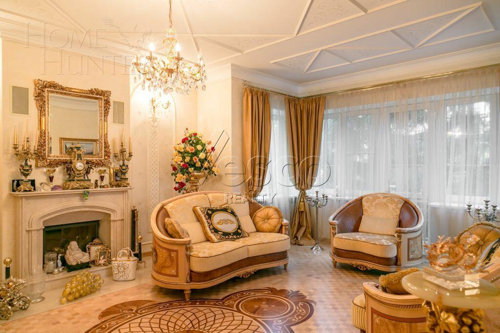 3-этажный коттедж 790 м² с отделкой