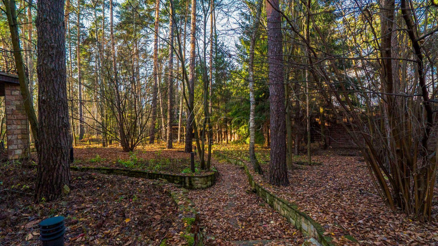 3-этажный коттедж 1 170 м² без отделки