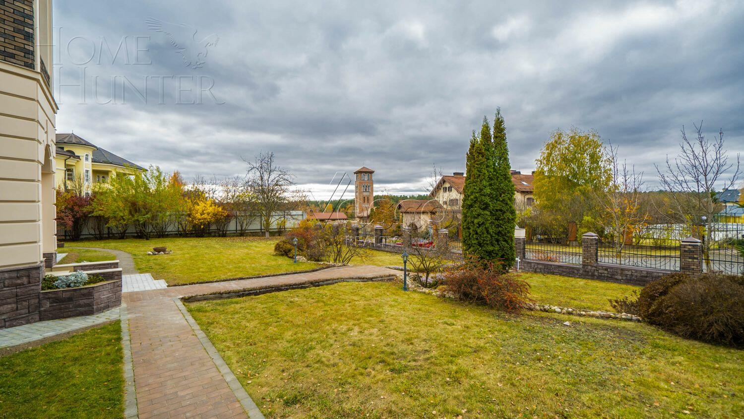 2-этажный коттедж 900 м² с отделкой