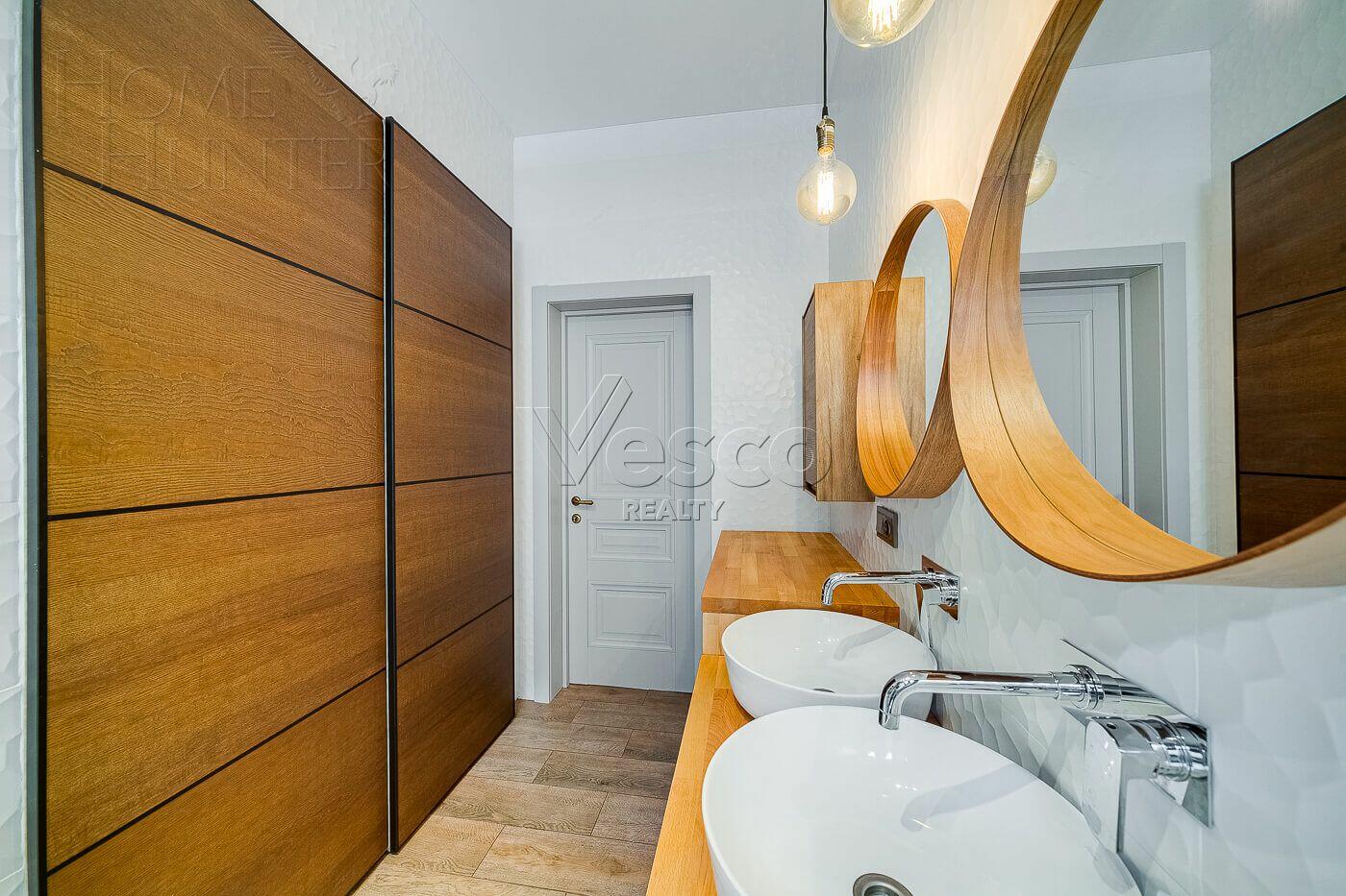 2-этажный коттедж 183 м² с отделкой