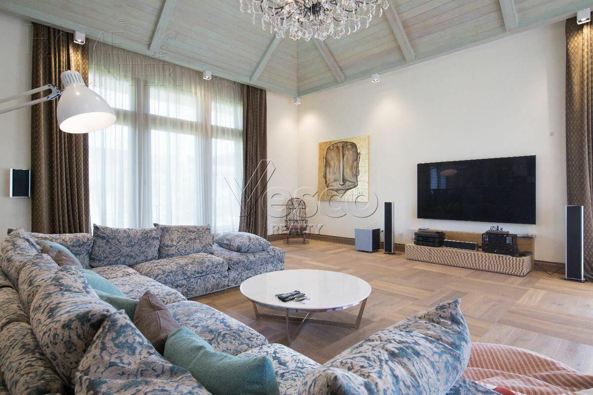 2-этажный коттедж 900 м² с отделкой