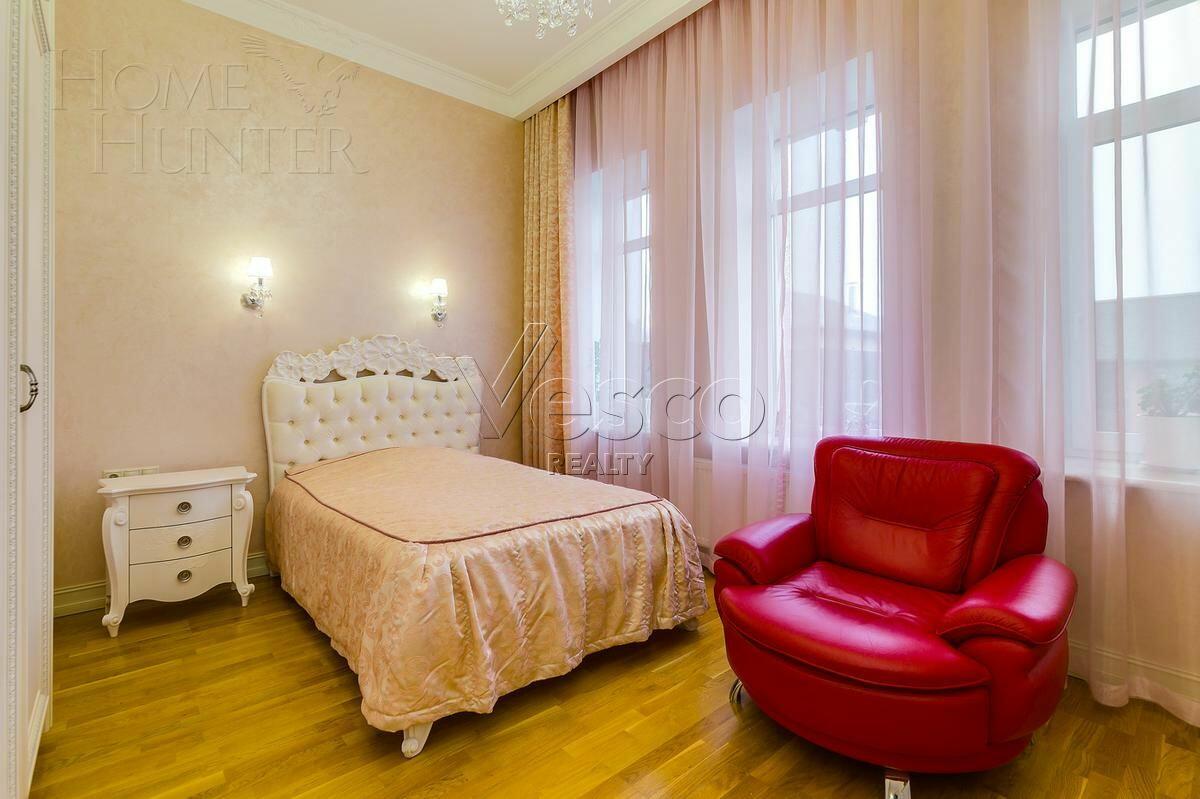 3-этажный коттедж 786 м² с отделкой