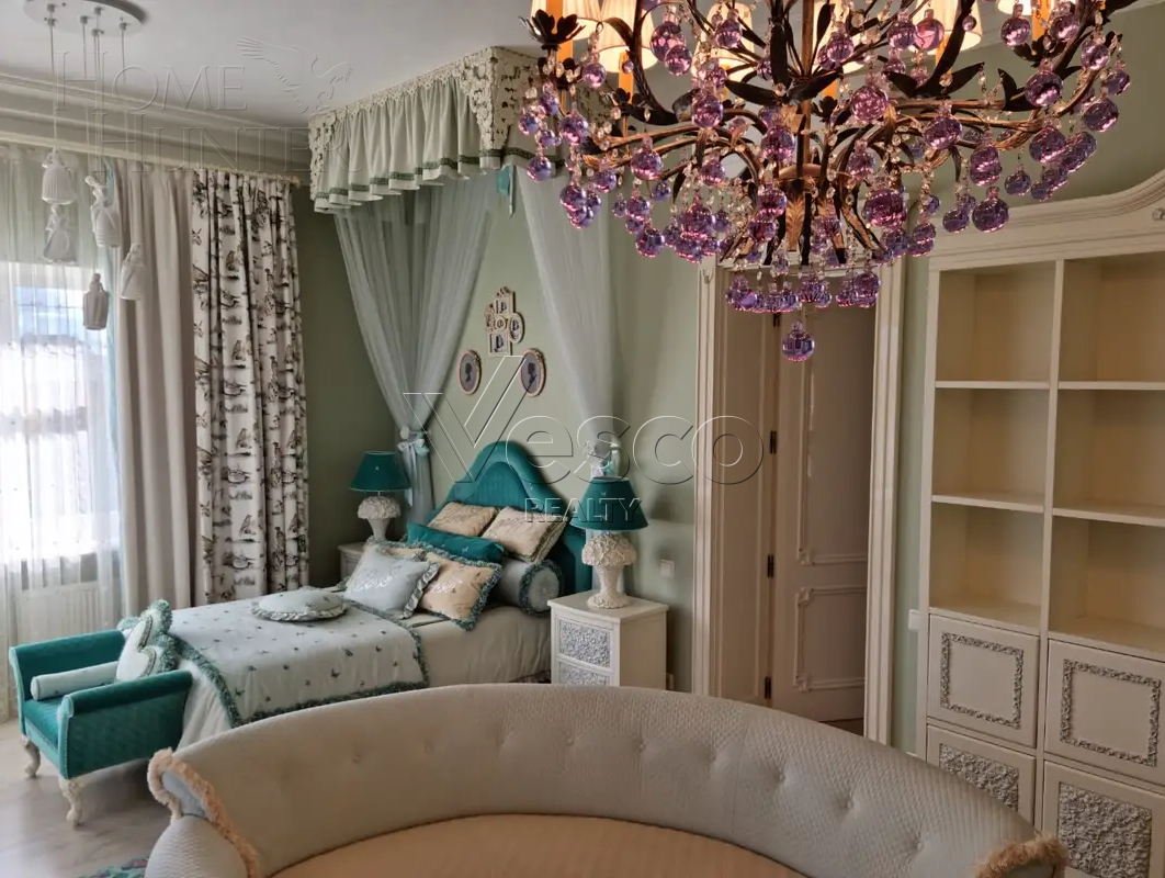 2-этажный коттедж 900 м² с отделкой