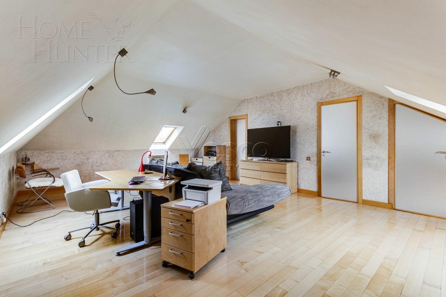 2-этажный коттедж 660 м² с отделкой