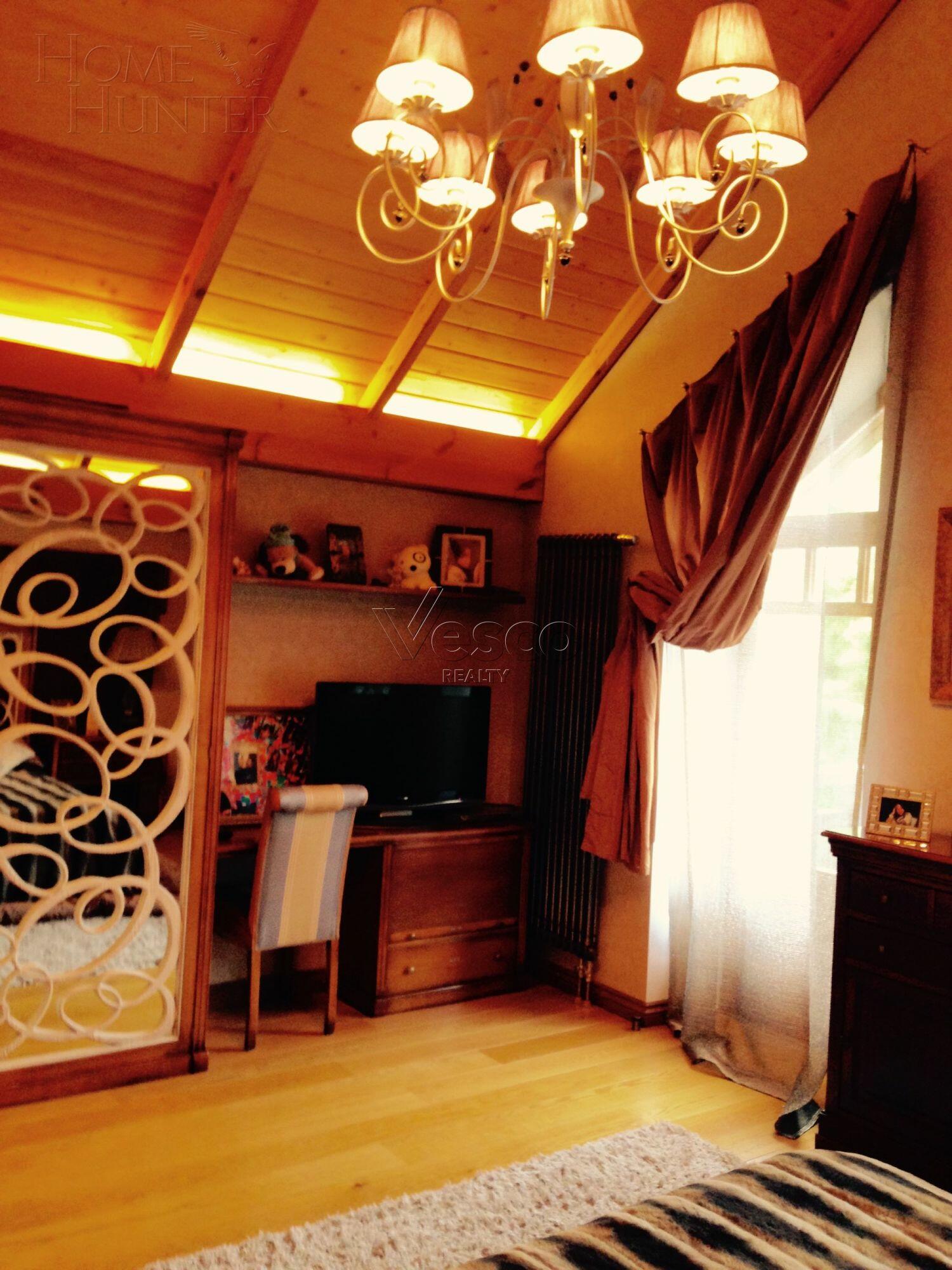 2-этажный коттедж 560 м² с отделкой