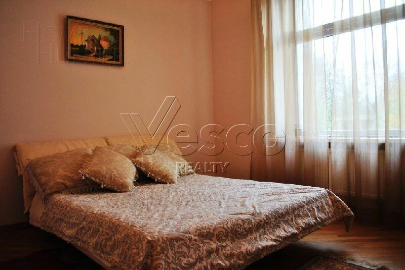 2-этажный коттедж 1 550 м² без отделки