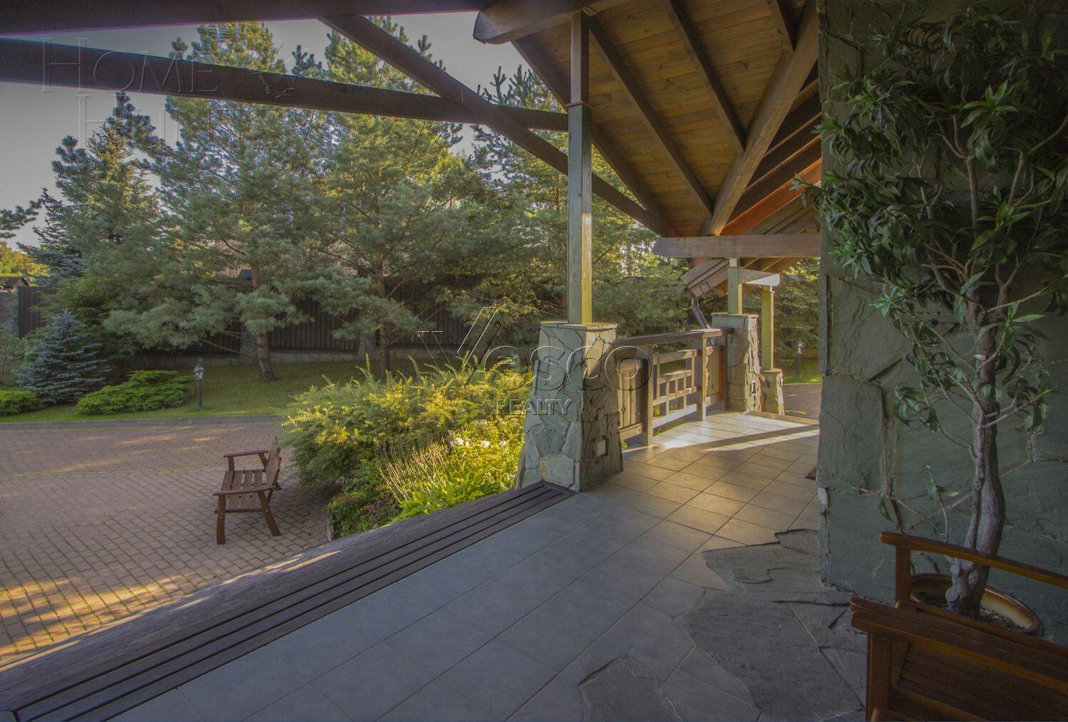 2-этажный коттедж 560 м² с отделкой