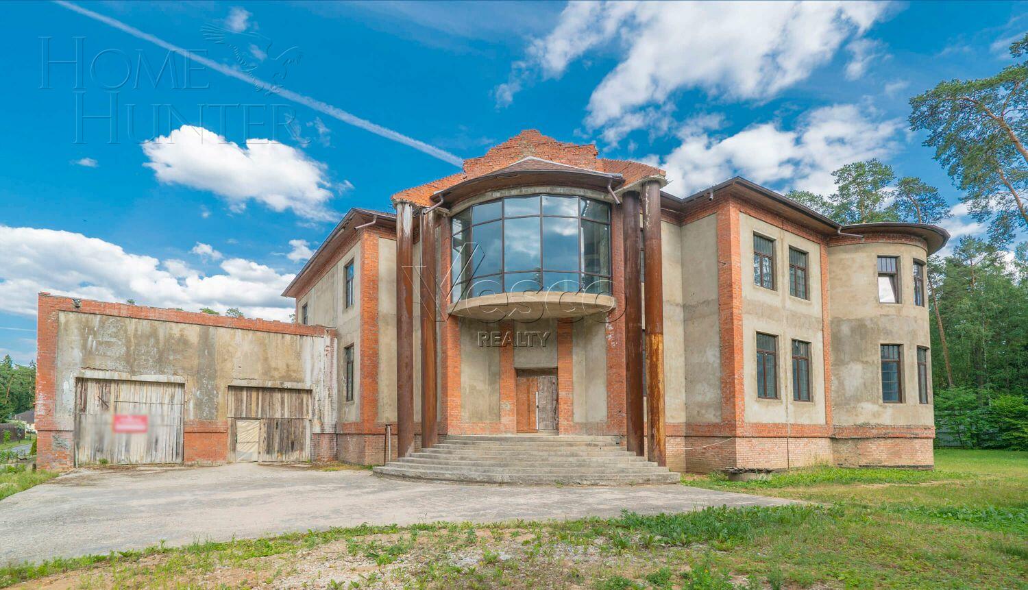 2-этажный коттедж 950 м² без отделки