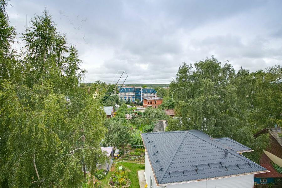 3-этажный коттедж 1 200 м² без отделки