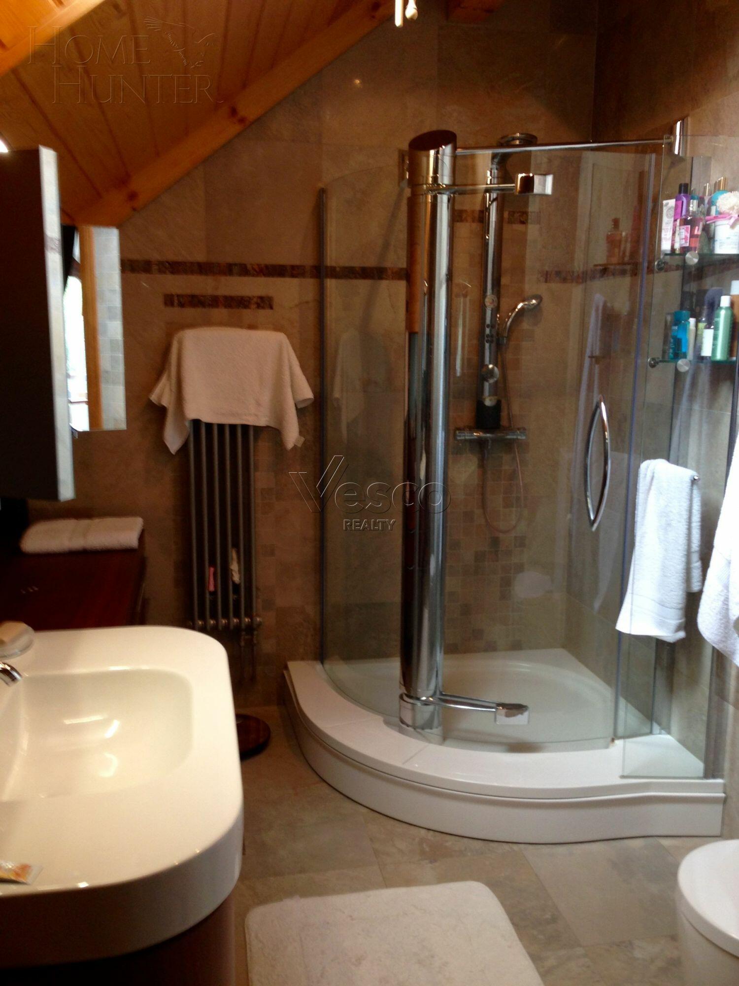 2-этажный коттедж 560 м² с отделкой