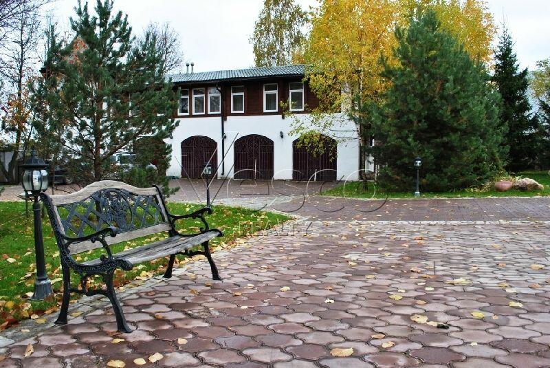 2-этажный коттедж 1 550 м² без отделки