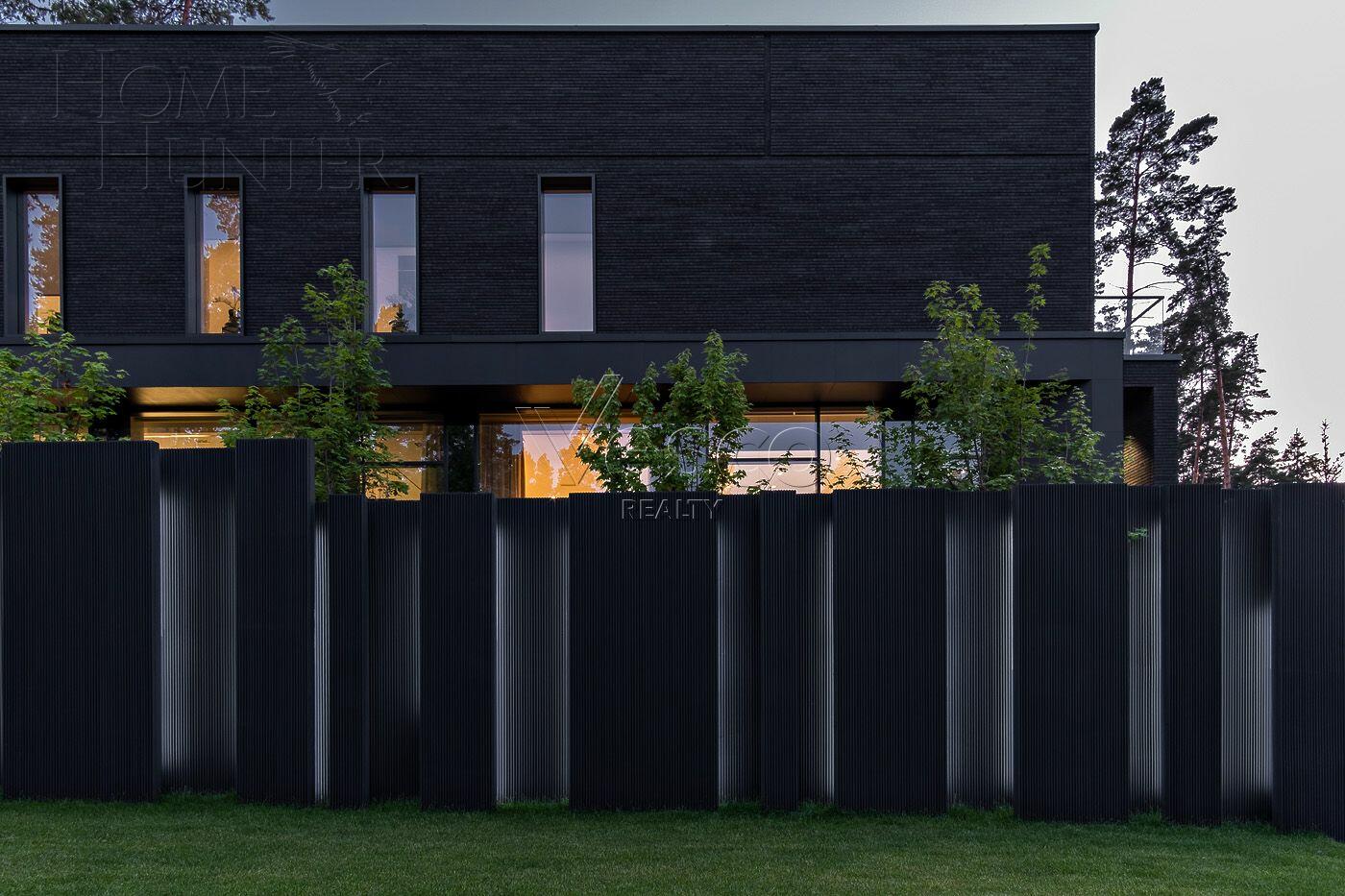 3-этажный коттедж 1 848 м² с отделкой