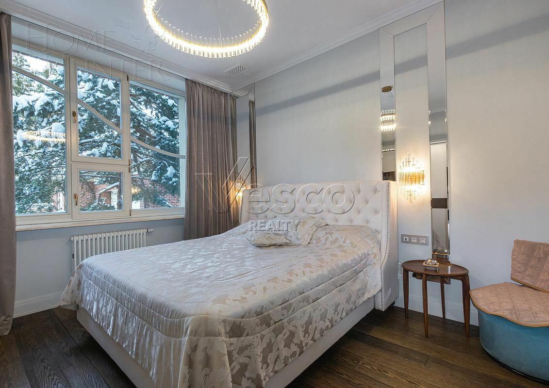 2-этажный коттедж 1 214 м² с отделкой