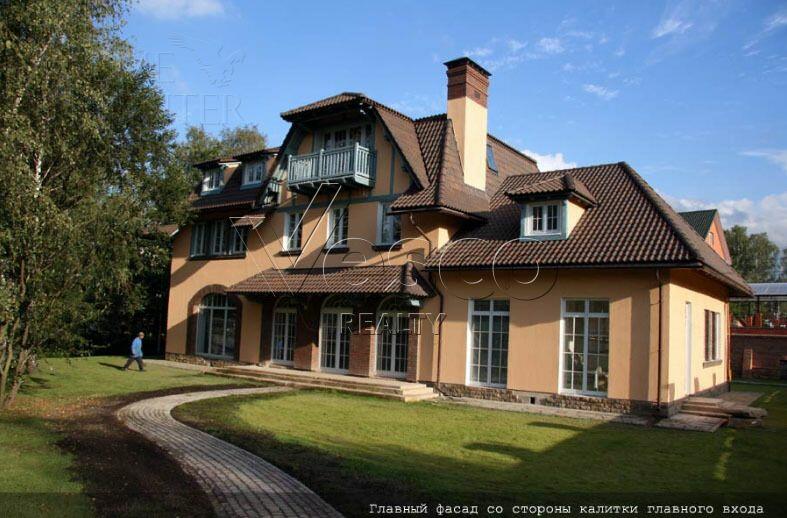 2-этажный коттедж 540 м² без отделки