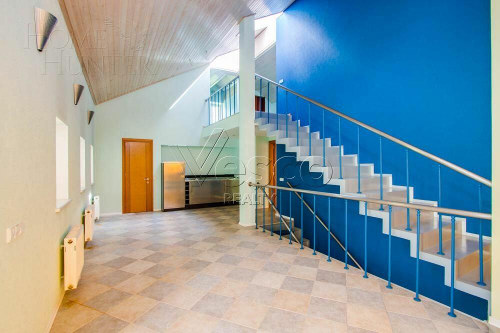 2-этажный коттедж 580 м² с отделкой