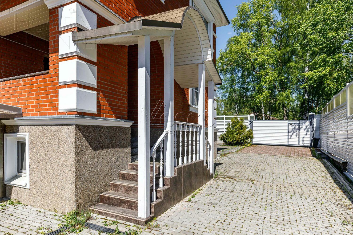 2-этажный коттедж 258 м² с отделкой