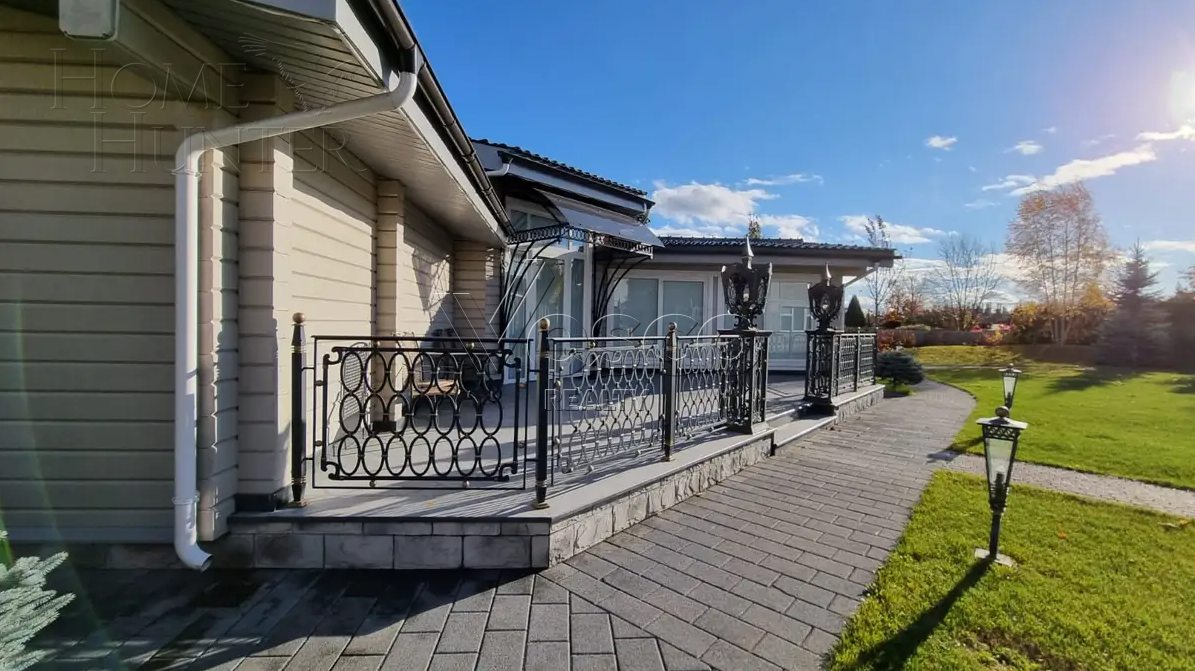 2-этажный коттедж 900 м² с отделкой