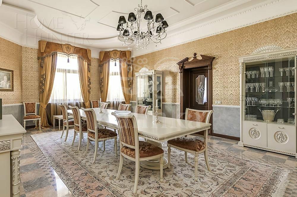 3-этажный коттедж 1 500 м² с отделкой