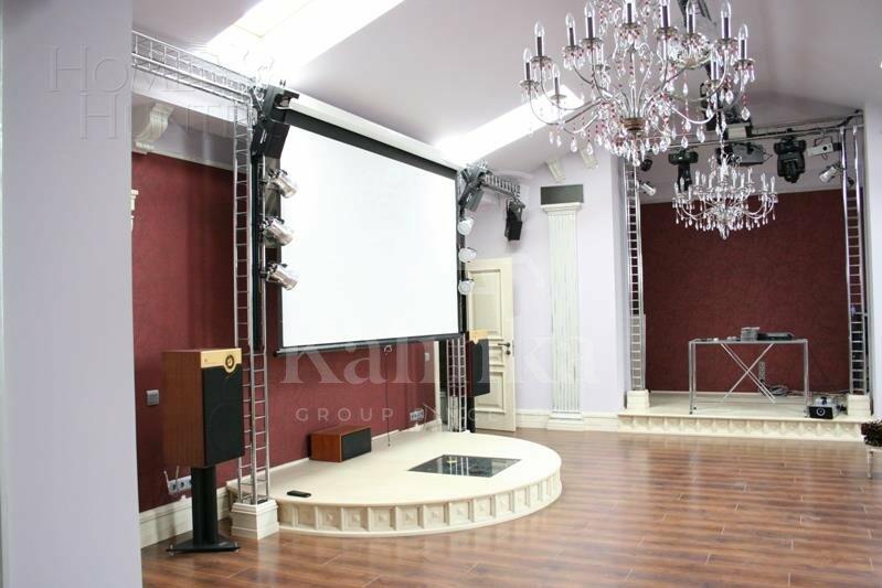 2-этажный коттедж 1 360 м² с отделкой