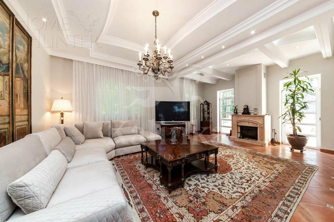 2-этажный коттедж 850 м² с отделкой