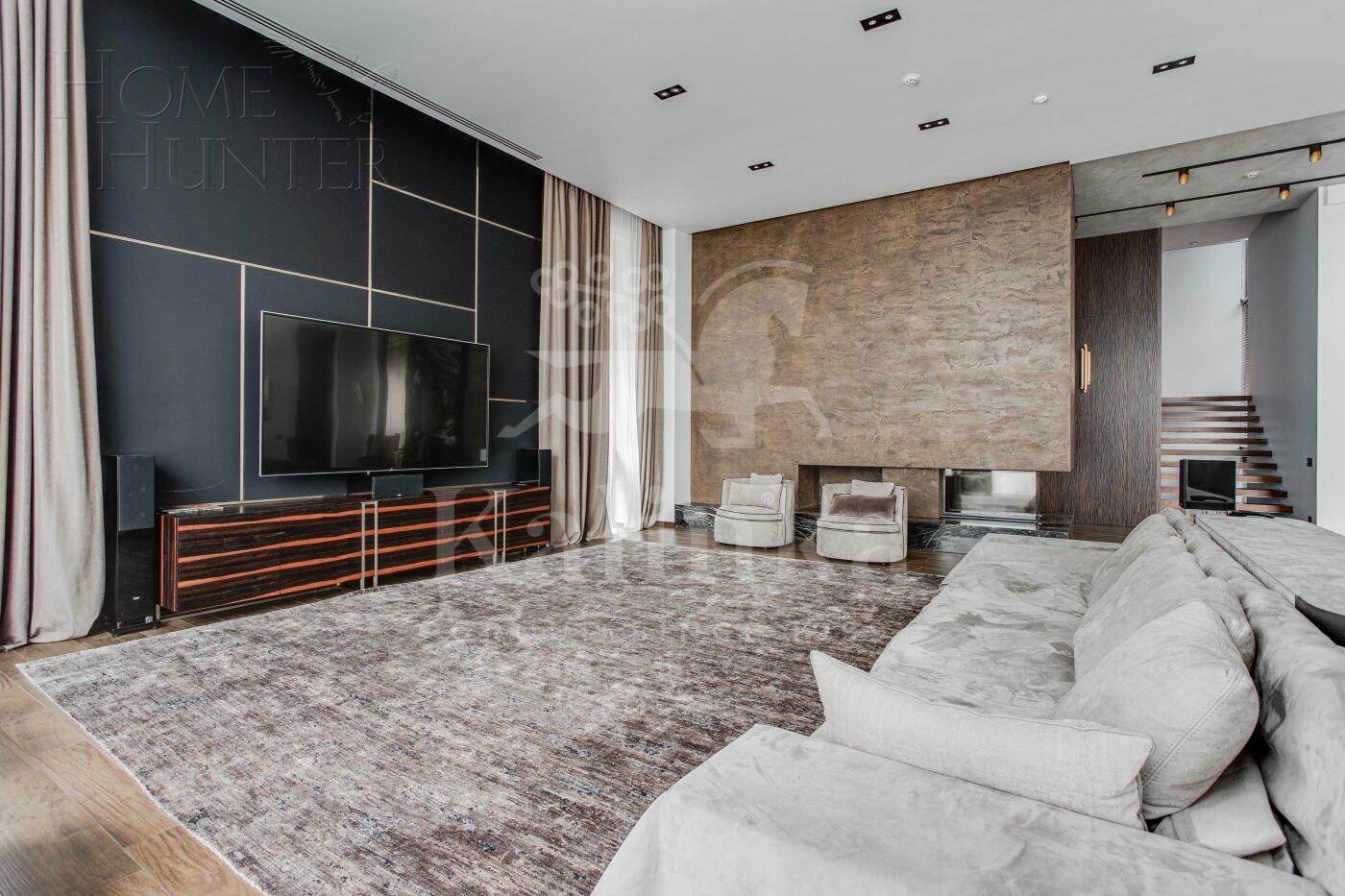 2-этажный коттедж 1 000 м² с отделкой