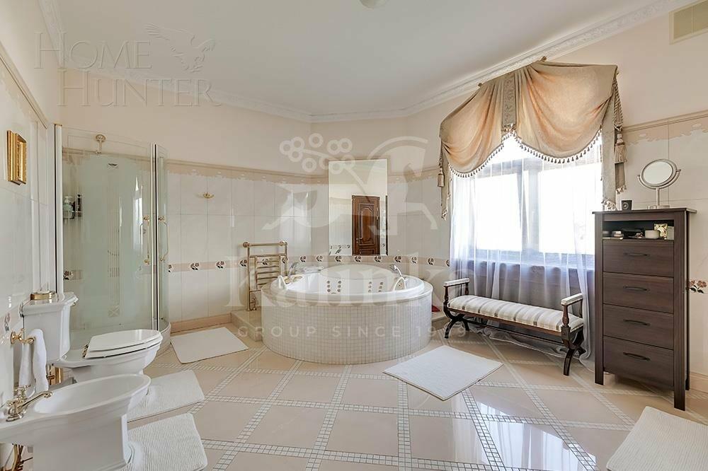 3-этажный коттедж 1 500 м² с отделкой