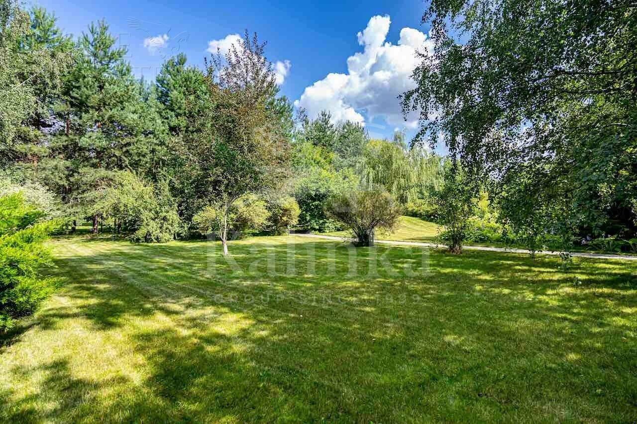 2-этажный коттедж 1 377 м² с отделкой