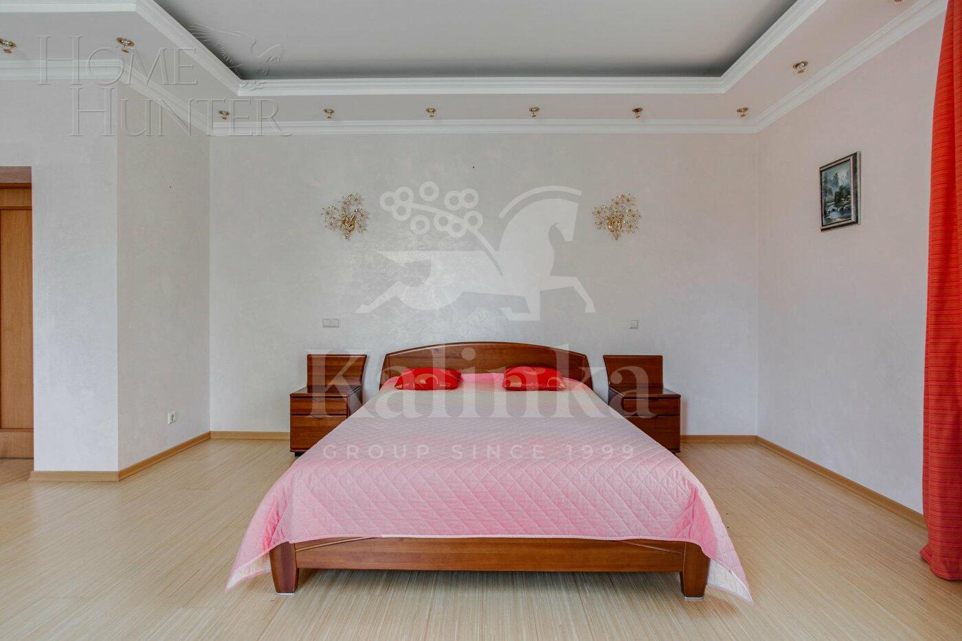 3-этажный коттедж 400 м² с отделкой