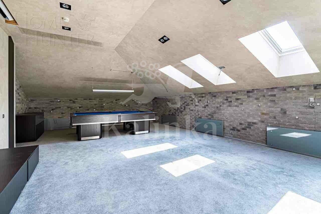 2-этажный коттедж 1 377 м² с отделкой