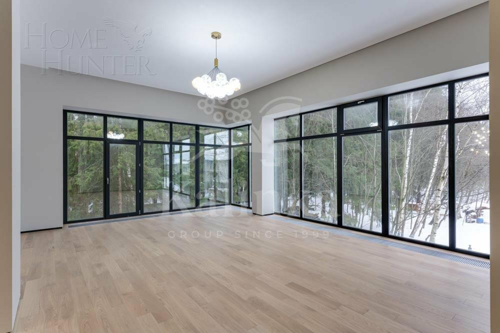 2-этажный коттедж 720 м² с отделкой