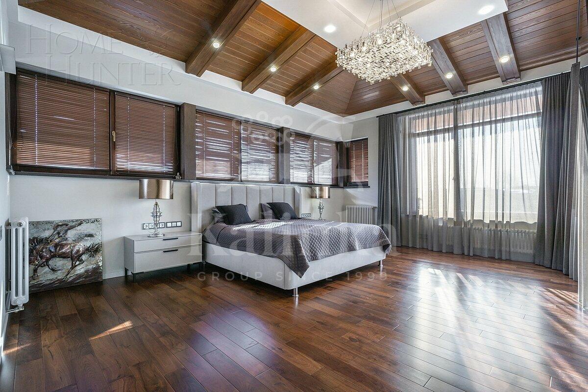 2-этажный коттедж 590 м² с отделкой