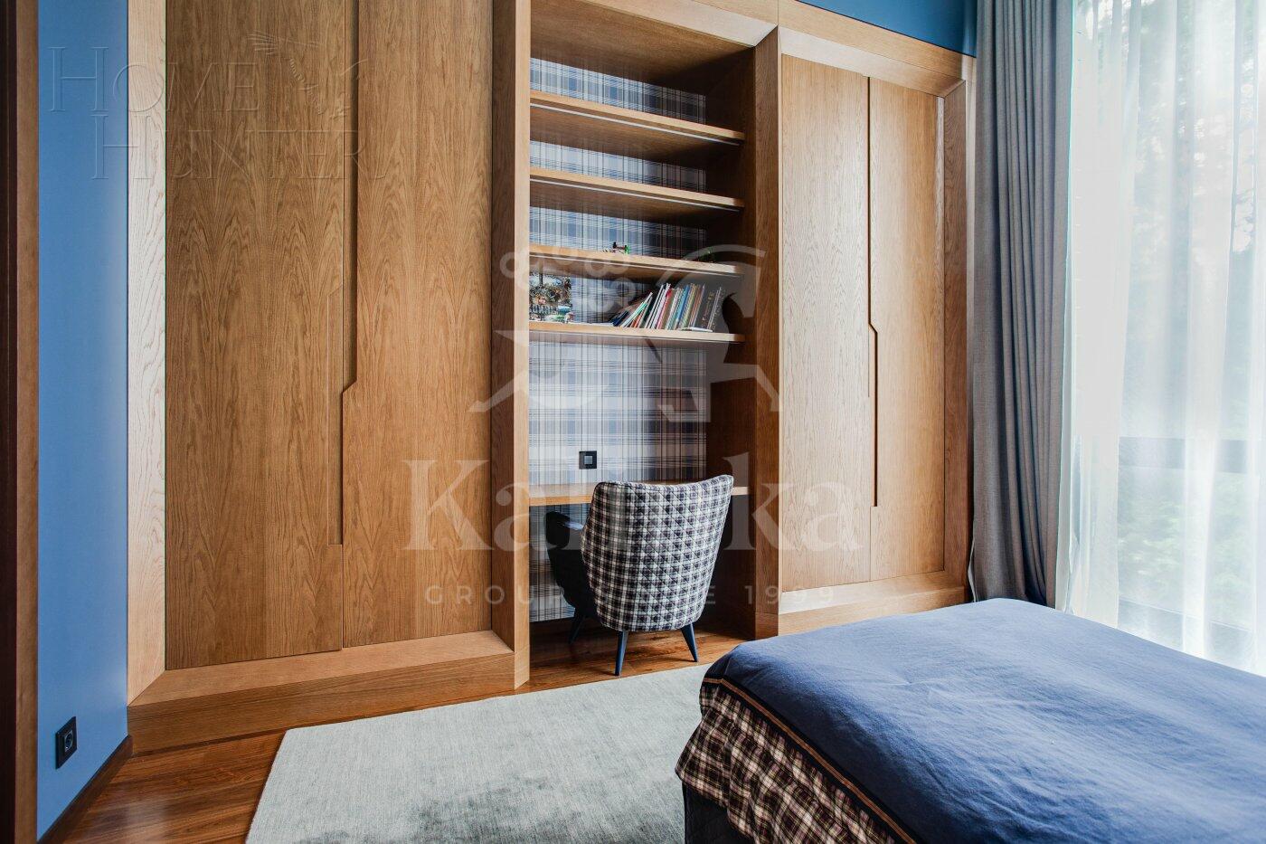 2-этажный коттедж 1 000 м² с отделкой