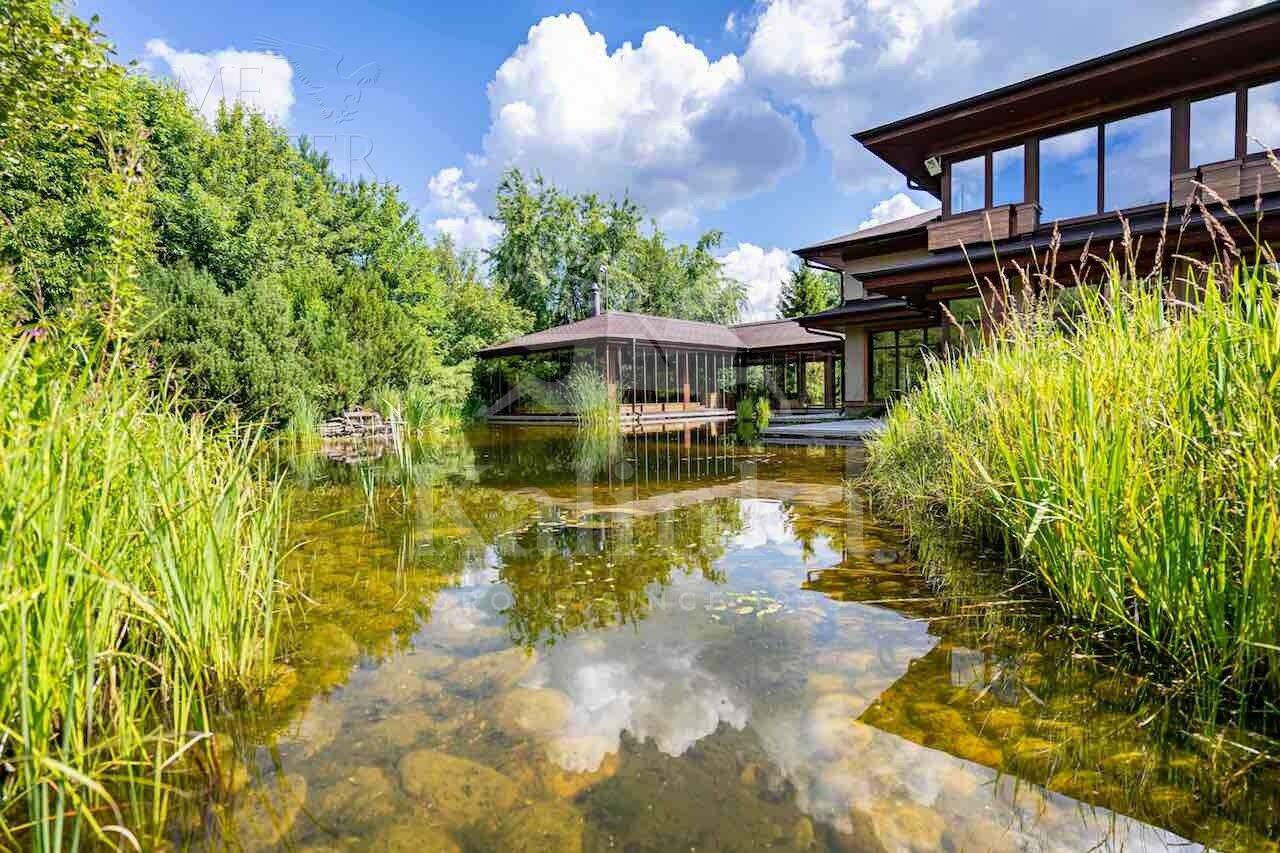 2-этажный коттедж 1 377 м² с отделкой