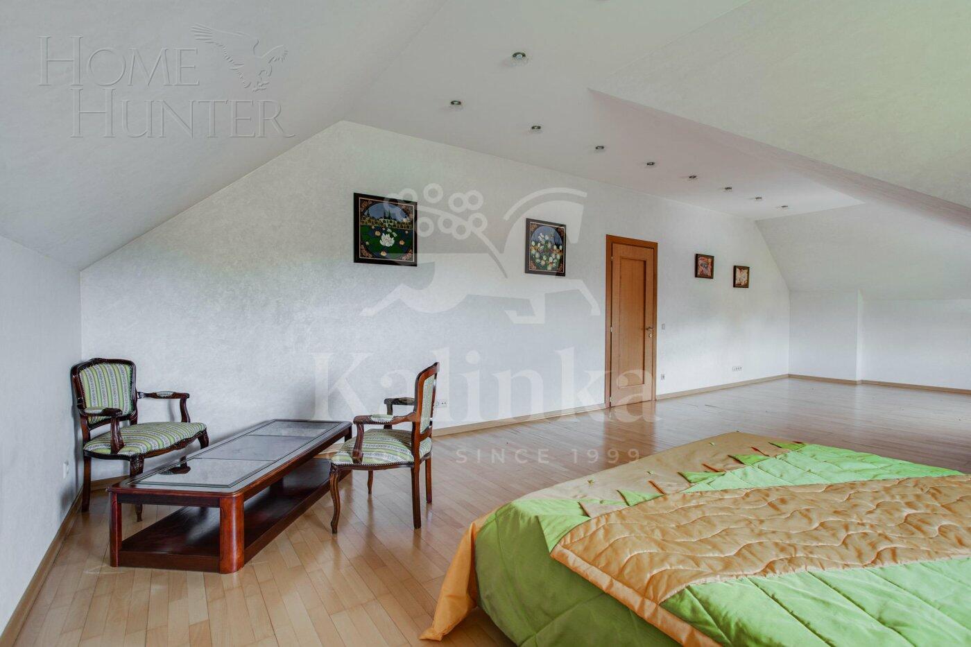 3-этажный коттедж 400 м² с отделкой