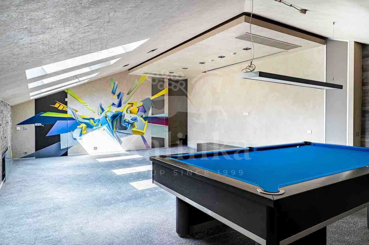 2-этажный коттедж 1 377 м² с отделкой