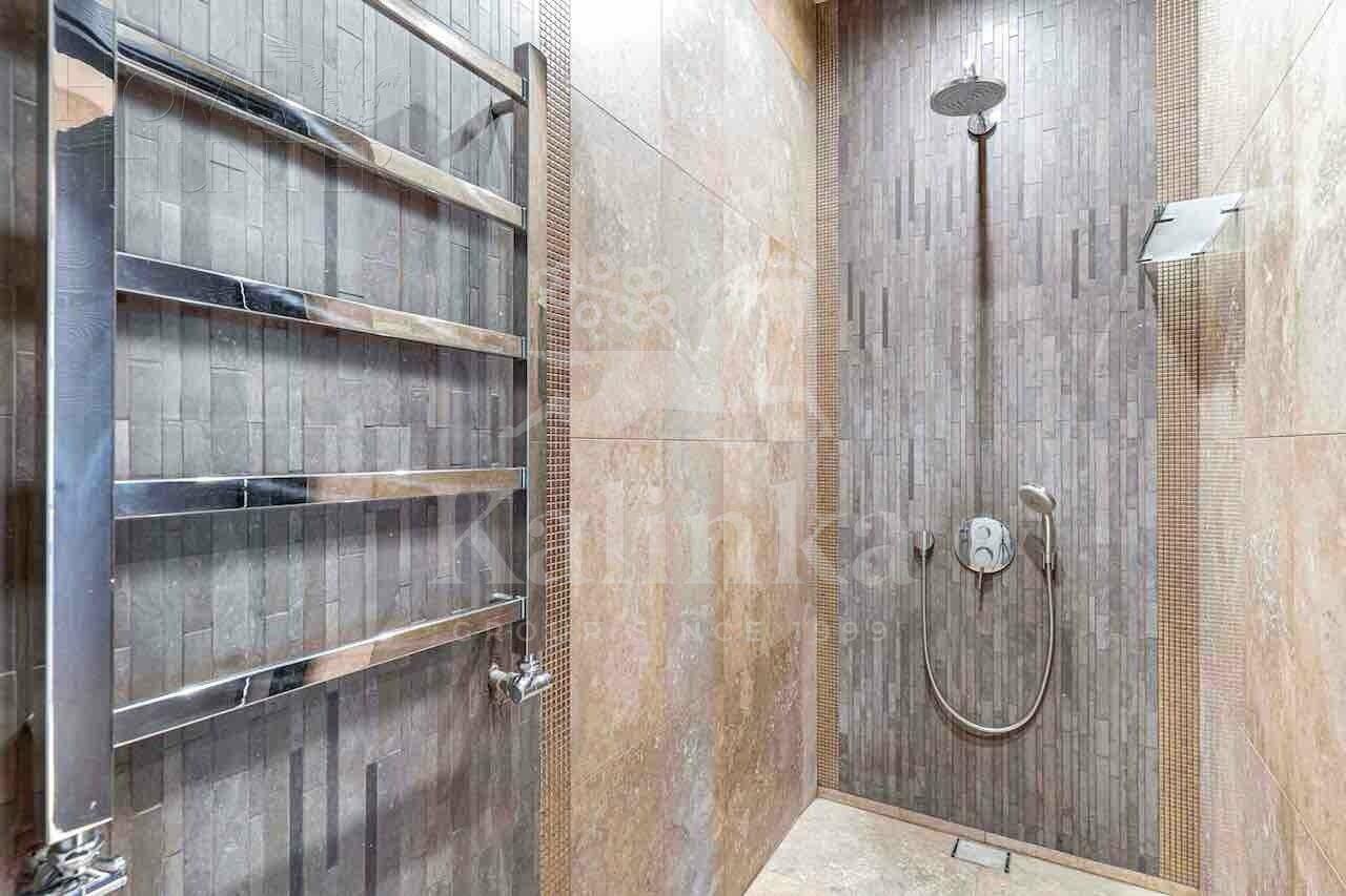 2-этажный коттедж 1 377 м² с отделкой