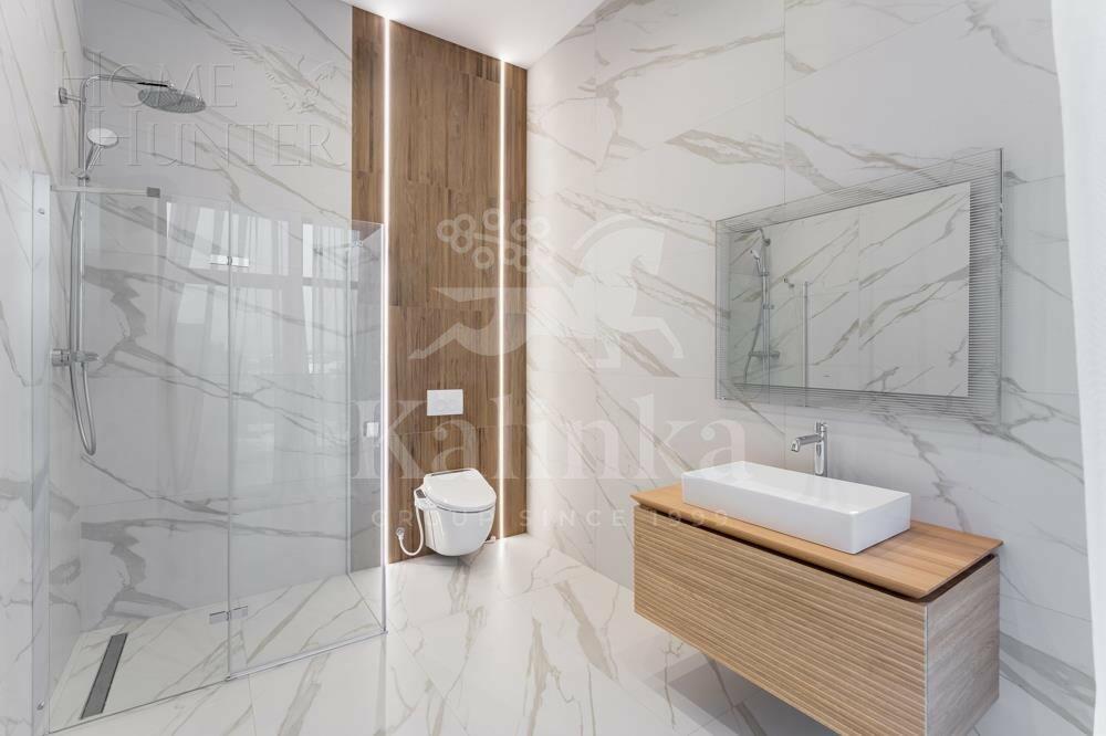 2-этажный коттедж 720 м² с отделкой